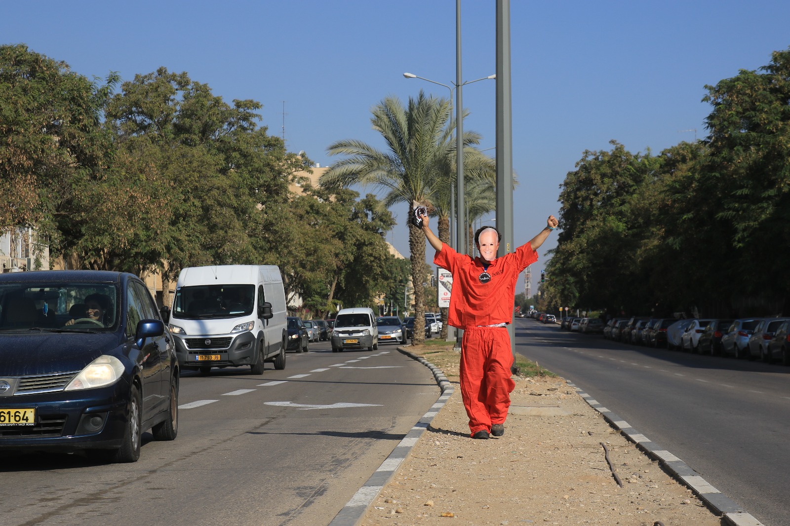 אחת מפעולות המחאה נגד כי''ל (צילום: מגמה ירוקה)